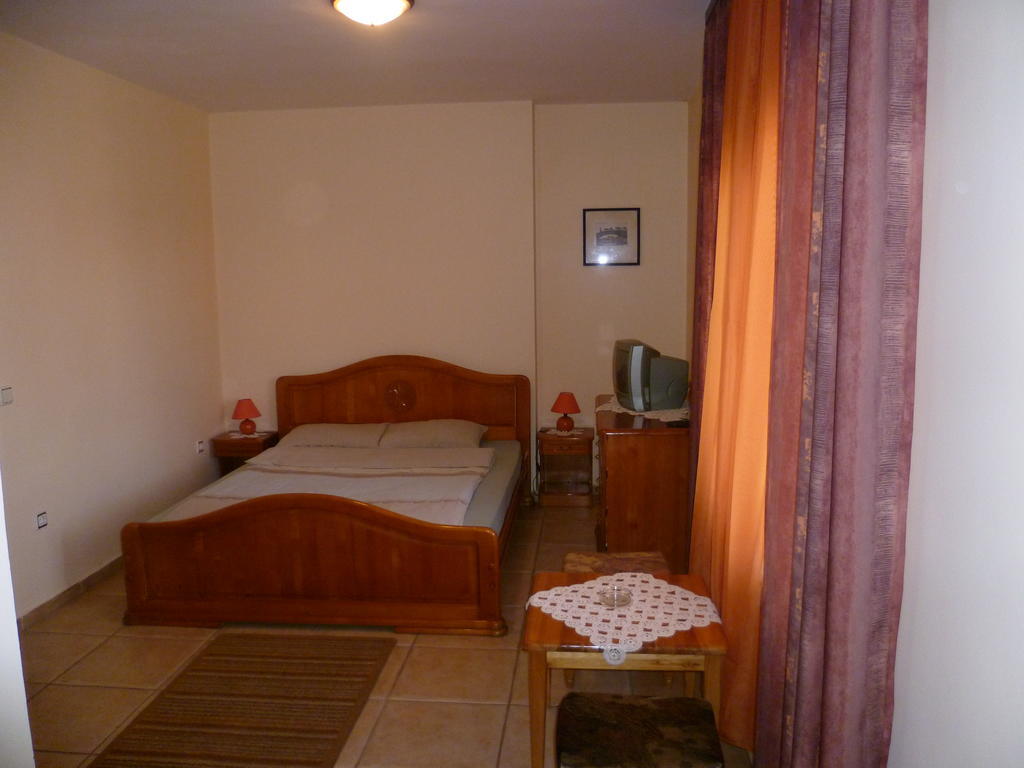 Yaneva Hotel Sofia Room photo