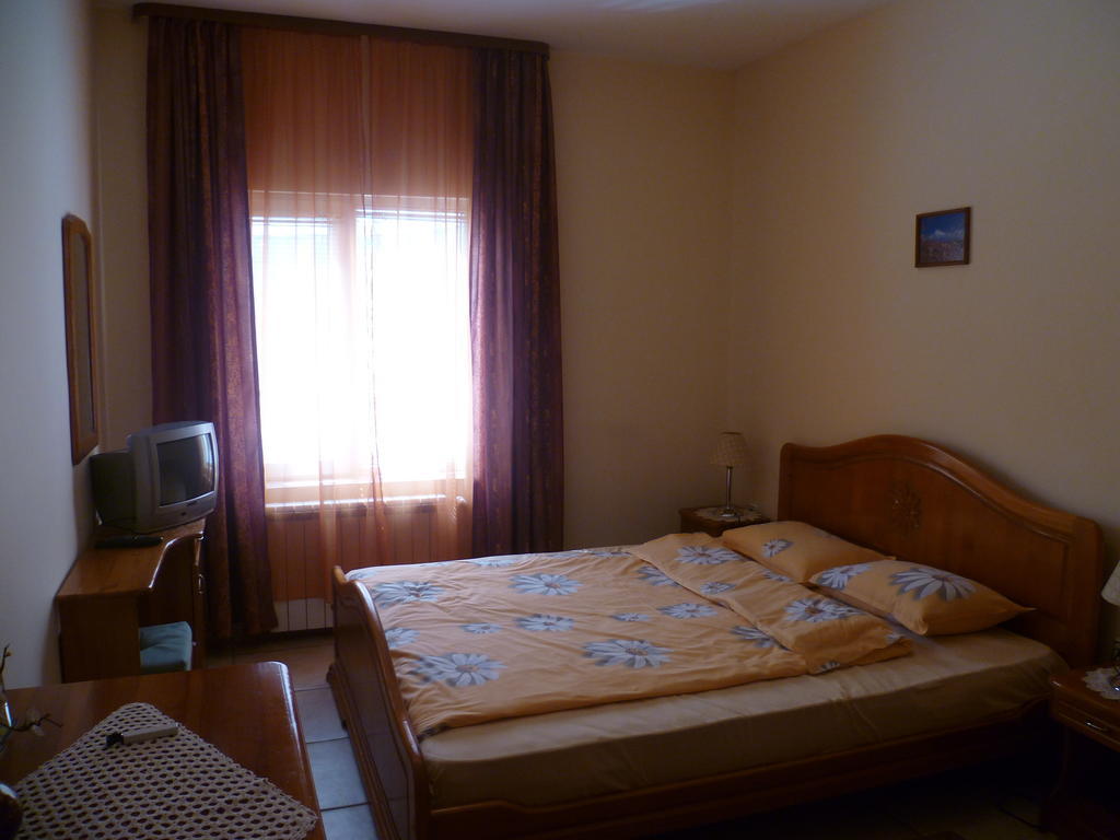 Yaneva Hotel Sofia Room photo